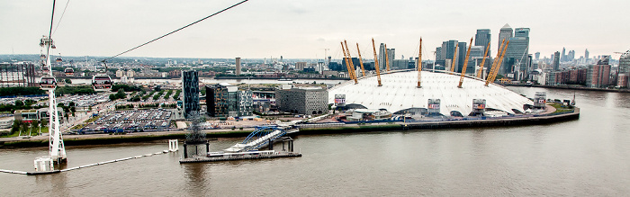 Blick aus der Emirates Air Line (Thames cable car): Greenwich Peninsula mit The O2 (Millennium Dome) London