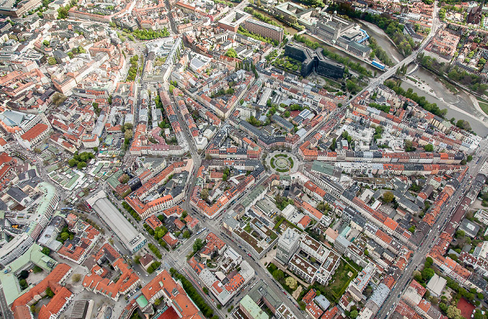 Luftbild aus Zeppelin: Altstadt-Lehel (links), Ludwigsvorstadt-Isarvorstadt (rechts), Au-Haidhausen (rechts oben) München